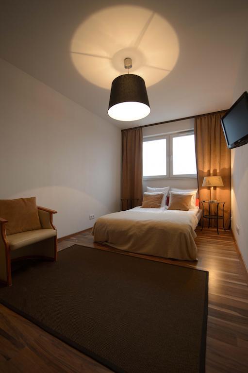 Apartamenty Karawela - Marina Primore Widok Na Morze Gdańsk Szoba fotó