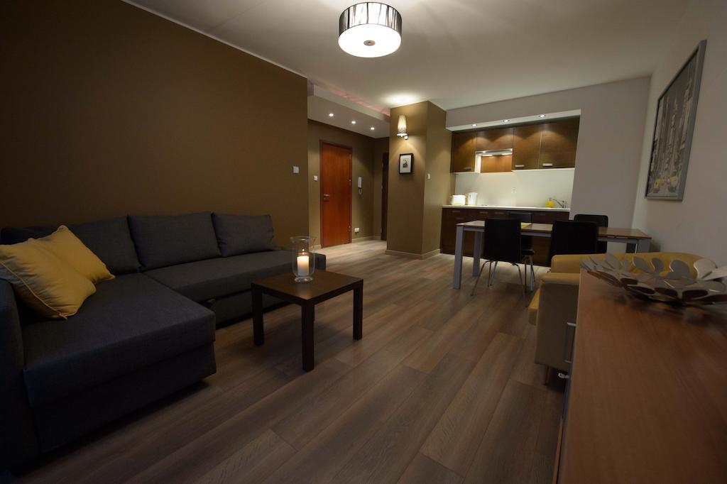 Apartamenty Karawela - Marina Primore Widok Na Morze Gdańsk Szoba fotó